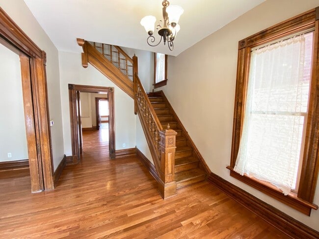 Photo - Renovated House, South Campus OSU, Near Me...