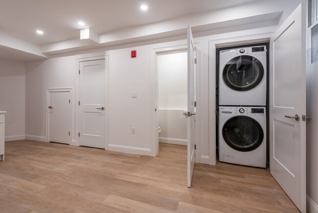 Photo - 43 Bowdoin St Unit 1