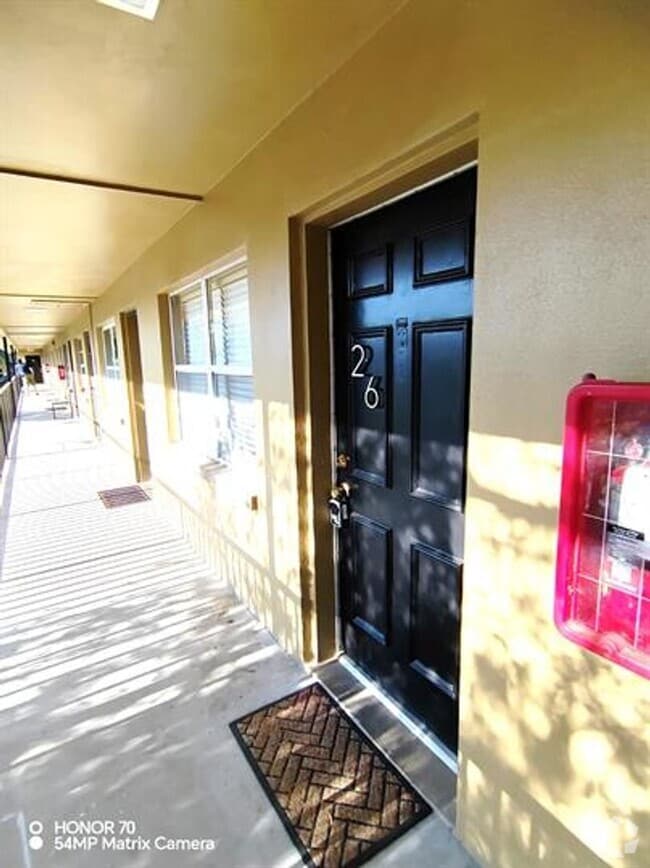 Building Photo - LIMITED-TIME OPPORTUNITY: NOW ACCEPTING SE... Unit F26 Rental