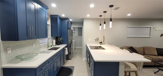 Photo - 694 Douglas Ave