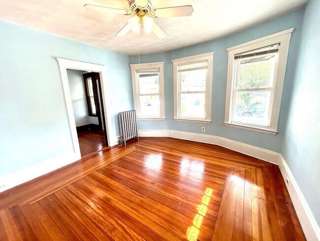 41 Dunbar Ave Unit 1