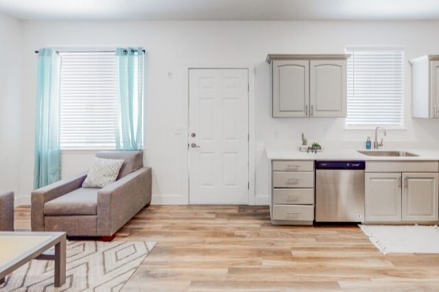 Photo - Courtside Apartments