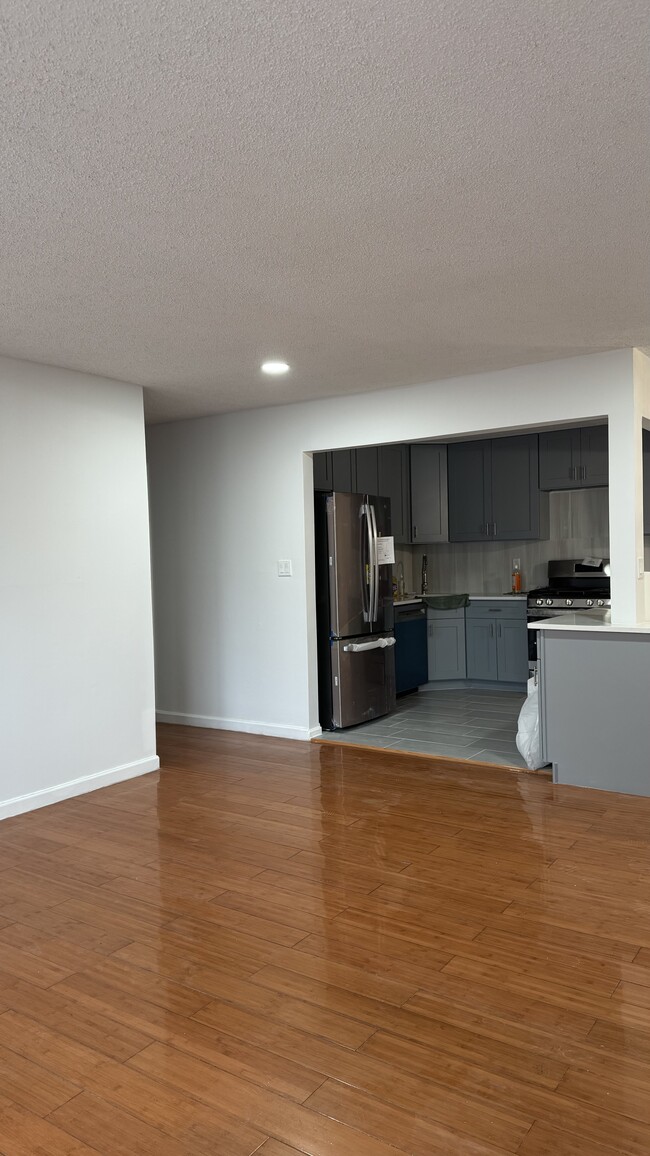 Photo - 14 Voscek Ct Unit 14