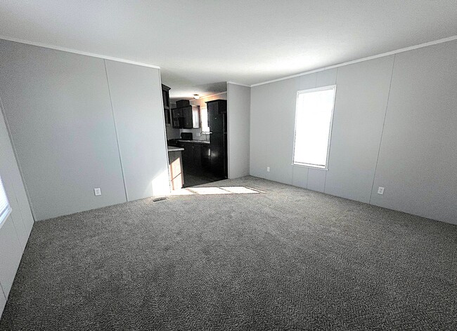 Photo - 16731 Fall River Rd