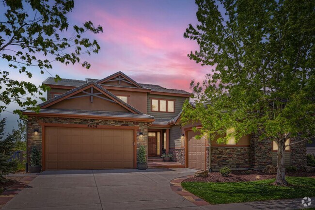 Building Photo - Luxury Living with Front Range Views, Hot ... Rental