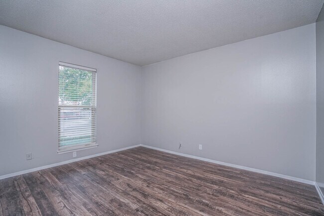 Photo - Towne Oaks Townhomes 55+ Senior Living.