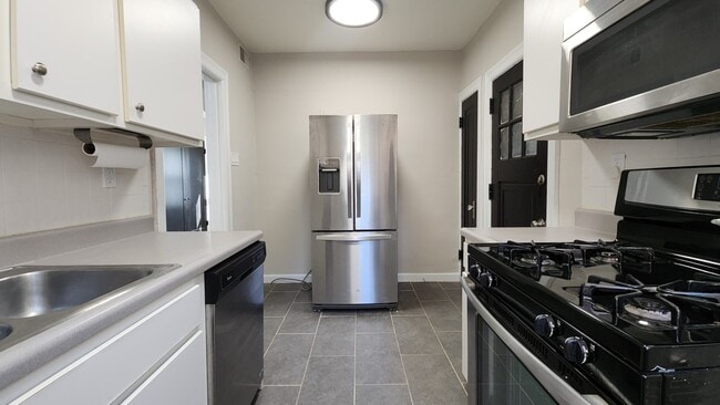 7553 Byron Pl Unidad 2nd floor