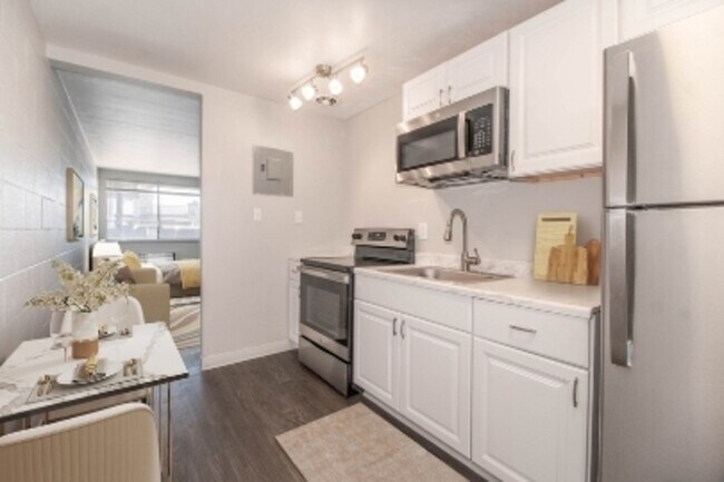 Photo - 5840 Carr St Unidad 9 Rental