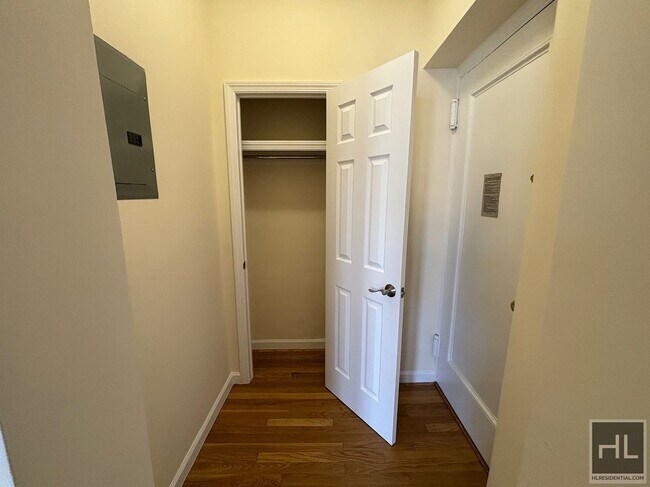 Photo - WEST 72 STREET Unidad 6D