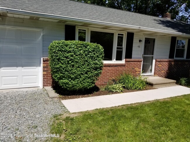 Photo - 412 Lane Hill Rd