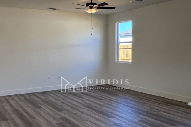 Photo - 7408 Brenner Pass Way