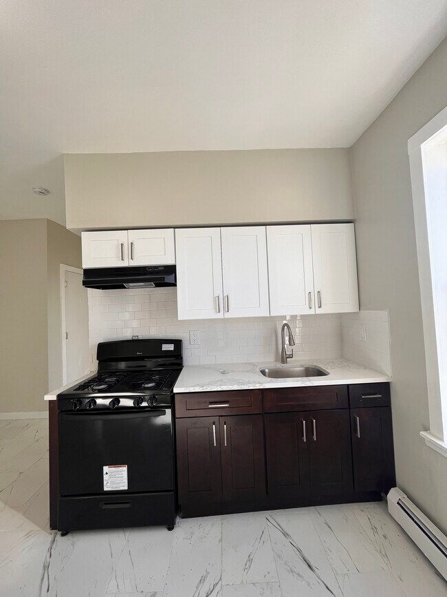 Unit 3R - 470 21st St Unit 3R