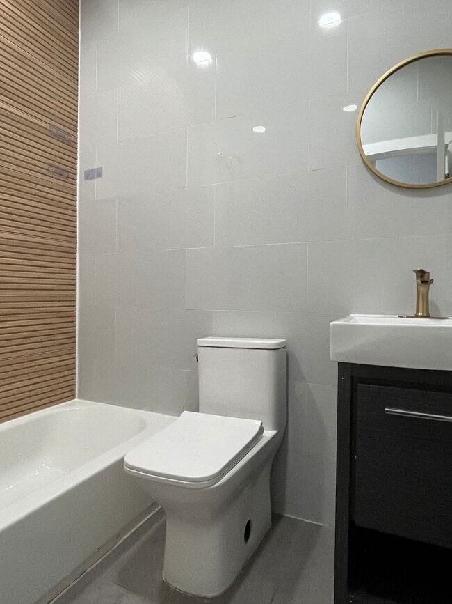 Photo - 86 Zabriskie St Unit 3