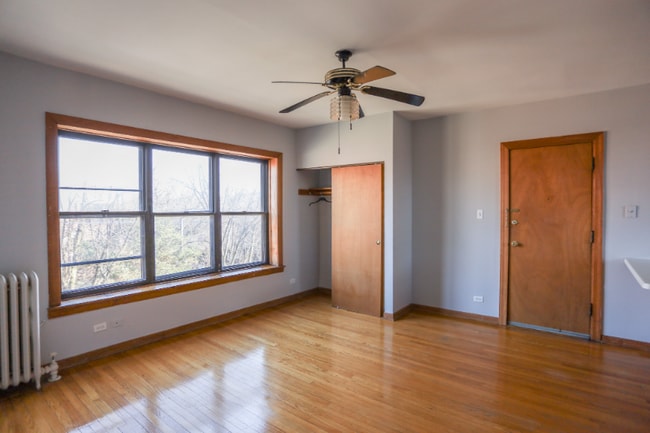 Photo - 1340 W Foster Ave Unit 1E