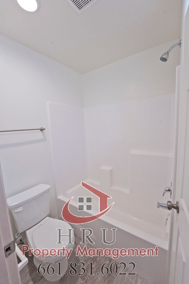 Photo - 514 Covey Ave Unidad # C