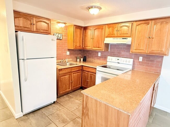 Photo - 42 Jersey Ave Unit 1