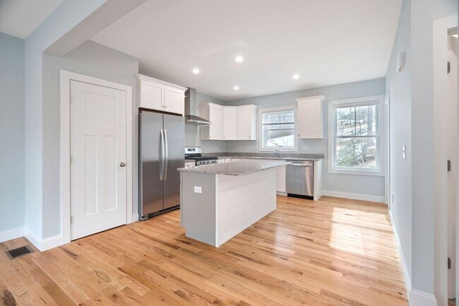 Photo - Paul's Place