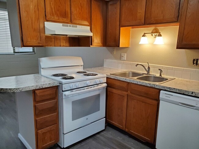 Photo - Garfield713 (MK-KS)