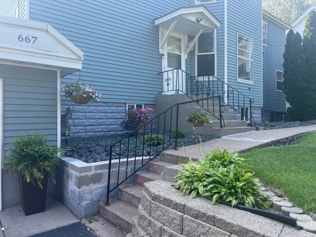 Photo - Charming Forest Lake View - Includes UTILITIES