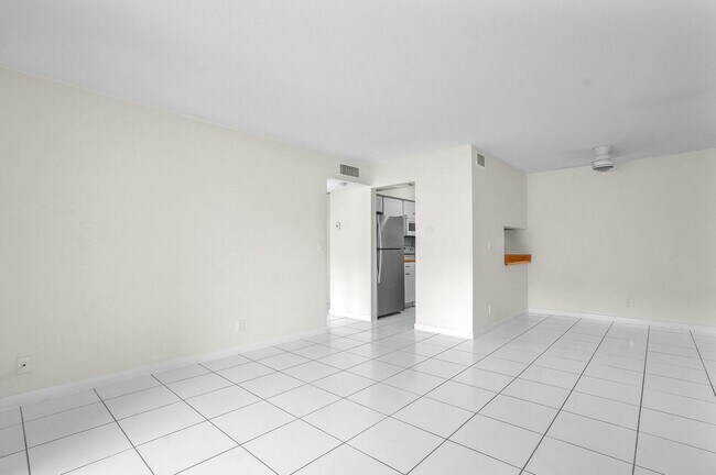 Photo - 1854 Abbey Rd Apartment Unit 101
