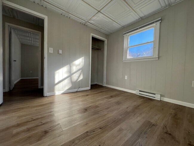 Photo - 3180 McRoberts Rd Unidad 3161 Broadway Avenue