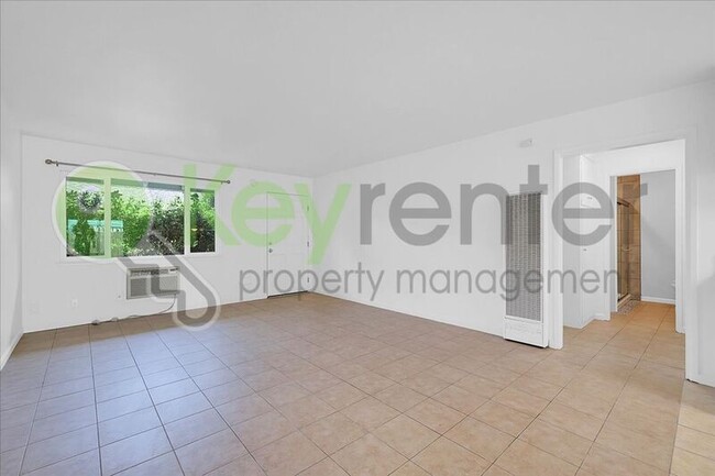 Photo - 6705 Greenback Ln