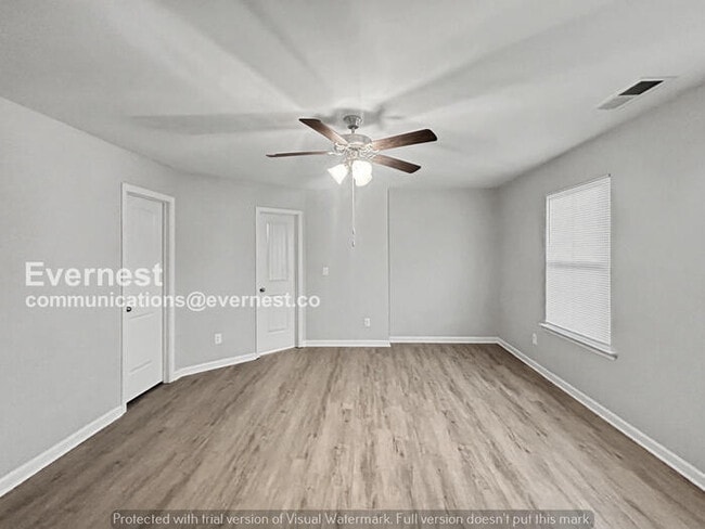 Photo - 3 Bed, 2.5 Bath Home with Attached Garage / Pet-Friendly / Available Now!