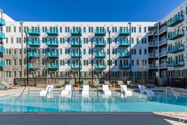 Piscina estilo resort - Emblem Park