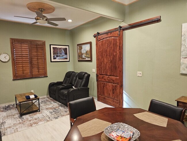 Photo - UNIQUE FURNISHED GUEST HOUSE IN NORTHWEST ...