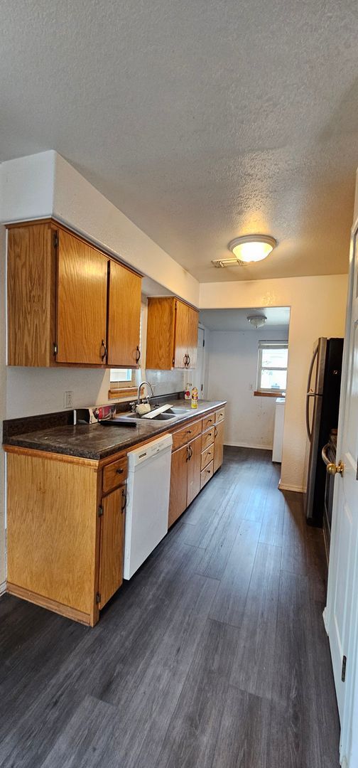 Photo - 213 S Ave E Unidad A (1145)