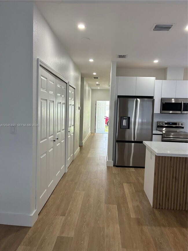 Photo - 211 SW 15th Terrace