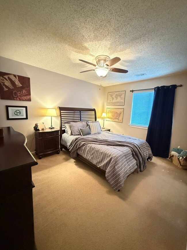 Photo - Jamestown Commons