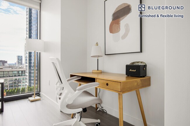 Photo - 1210 S Indiana Ave Unit FL18-ID741