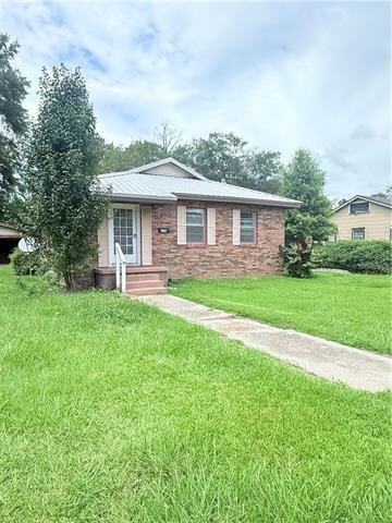 Photo - 735 Ontario Ave