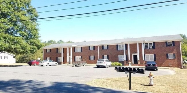 Building Photo - 620 N College Dr Unit 2