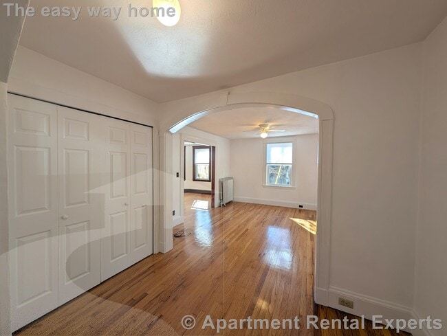 Photo - 119 Lowell St Unidad #1