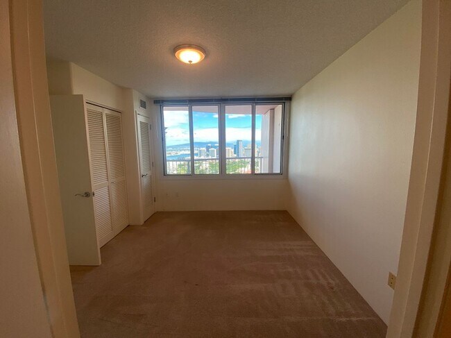 Photo - $2,400 1 Bed, 1 Bath, 1 Parking-One Archer Lane, High Floor with ocean/mountain views Unit 3705