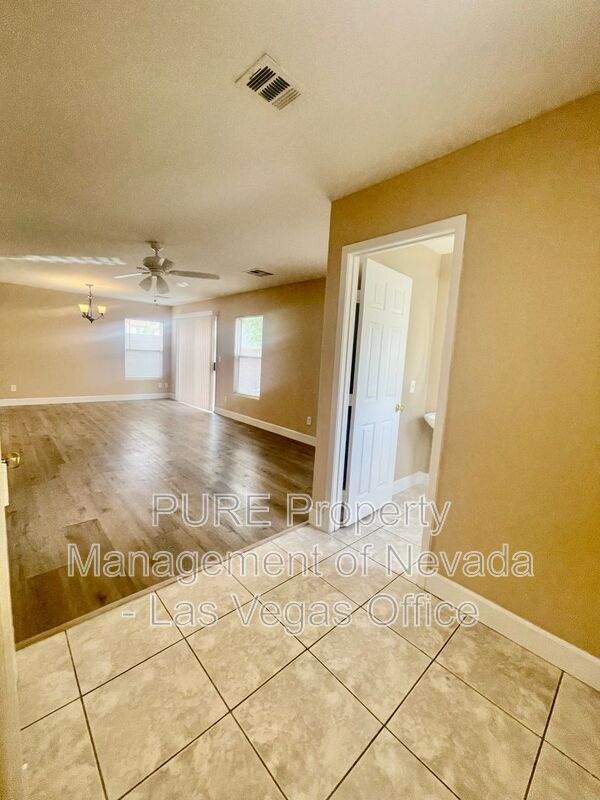 Photo - 126 Solidago Ave