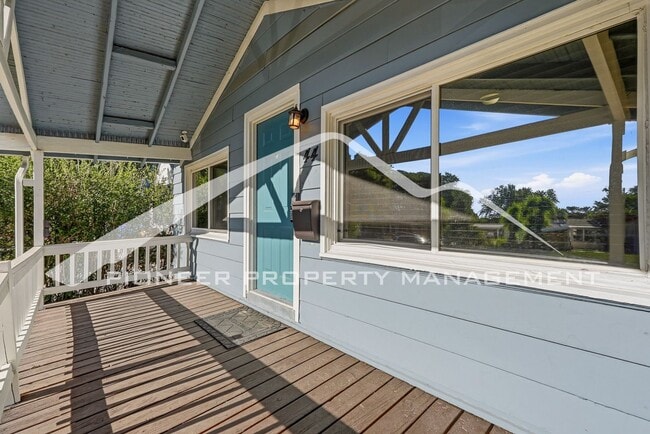 Photo - Spacious Home with 2 Kitchens and Central AC