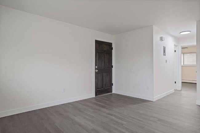 Photo - 1617 Oxford Dr Apartment Unit D
