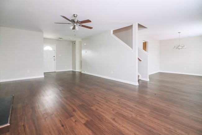 Photo - 1513 Clover Ridge Ct