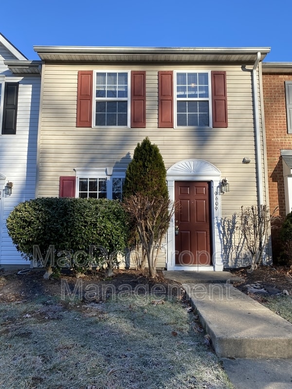 Building Photo - 9609 Coventry Creek Dr