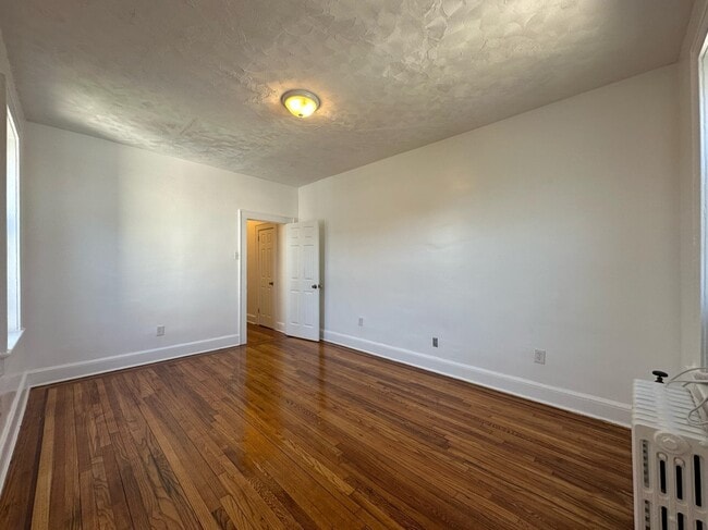 Photo - 24 Rock St Unidad 119