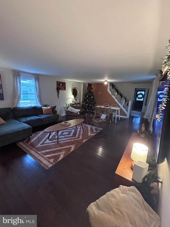 Photo - 101 Karrs Ln