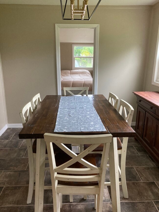 Photo - 1561 5th Ct Unidad 1