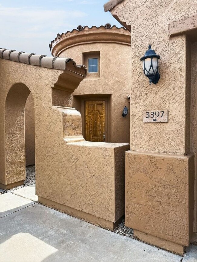 Photo - Spacious 3 car garage home at Paseo Trail!