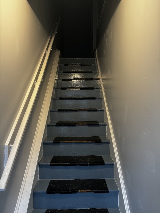 Photo - 320 W Stephen St