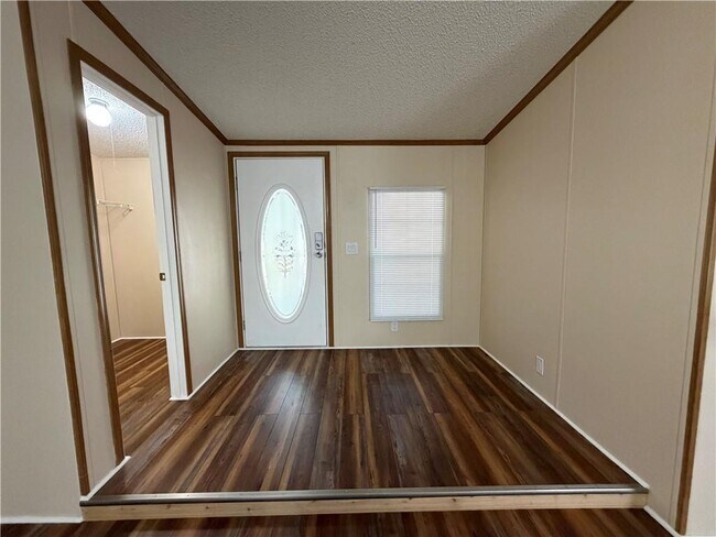 Photo - 1168 Lang NE Ln