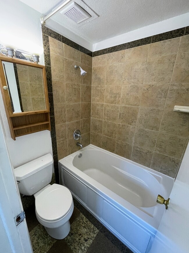 Photo - 513 W Uintah St