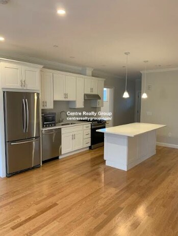 Photo - 54 Waverly St Apartments Unit 2